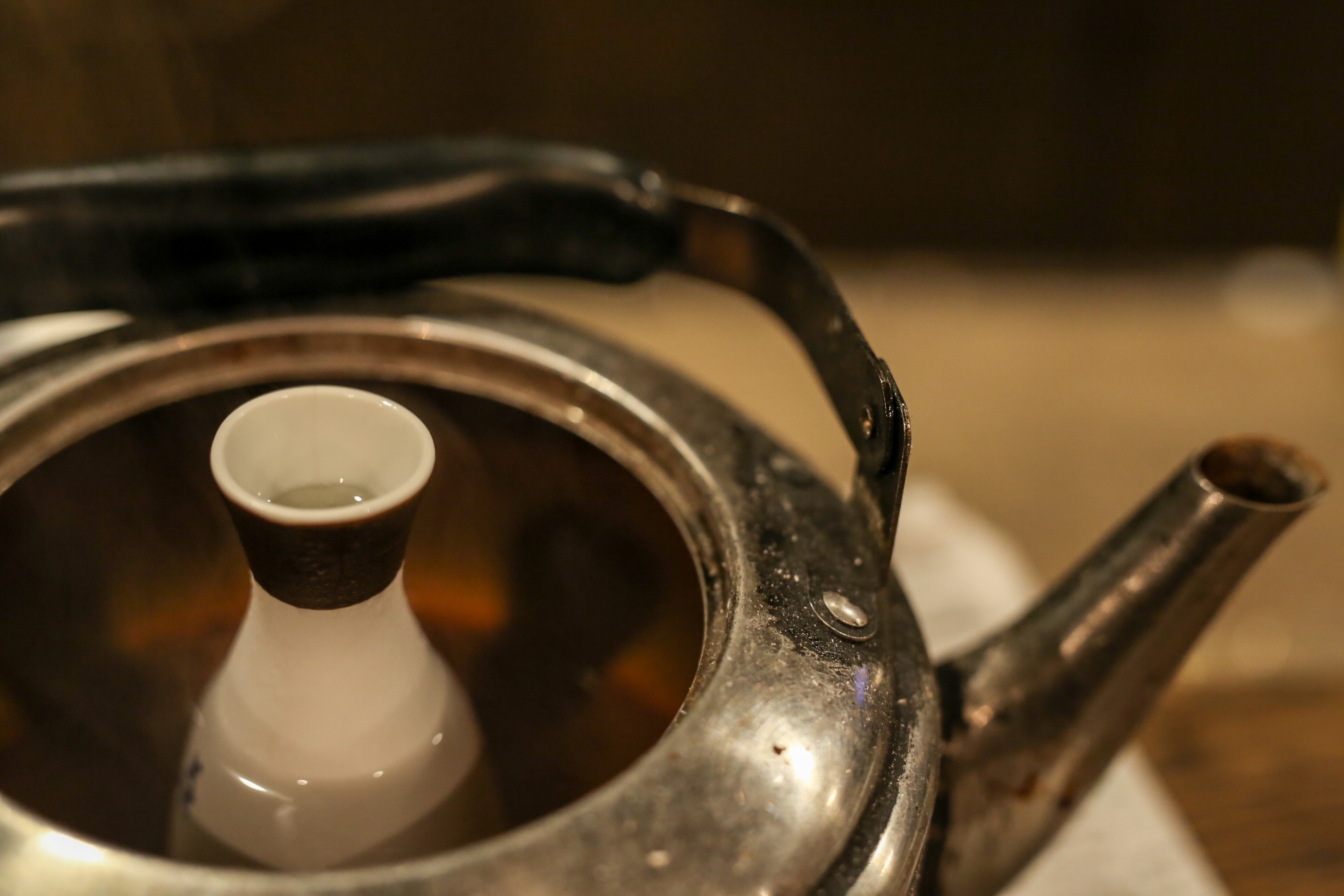 日本酒は加熱して味わう、燗酒（かんざけ)の楽しみ方 | 広島食道